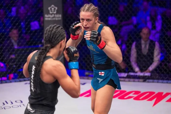 Video: Dakota Ditcheva ngăn cản Taila Santos giành chức vô địch PFL World Championship 2024