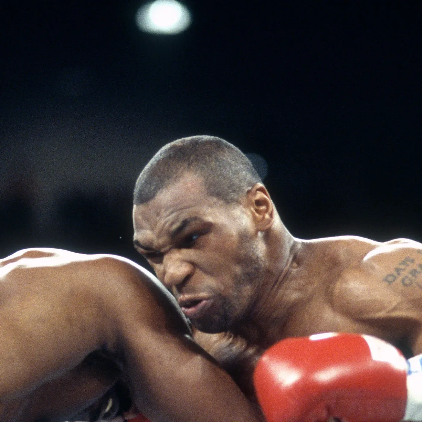 image_674e64524ca63 The audience felt almost downfallen the heart with Mike tyson's old age on the ring