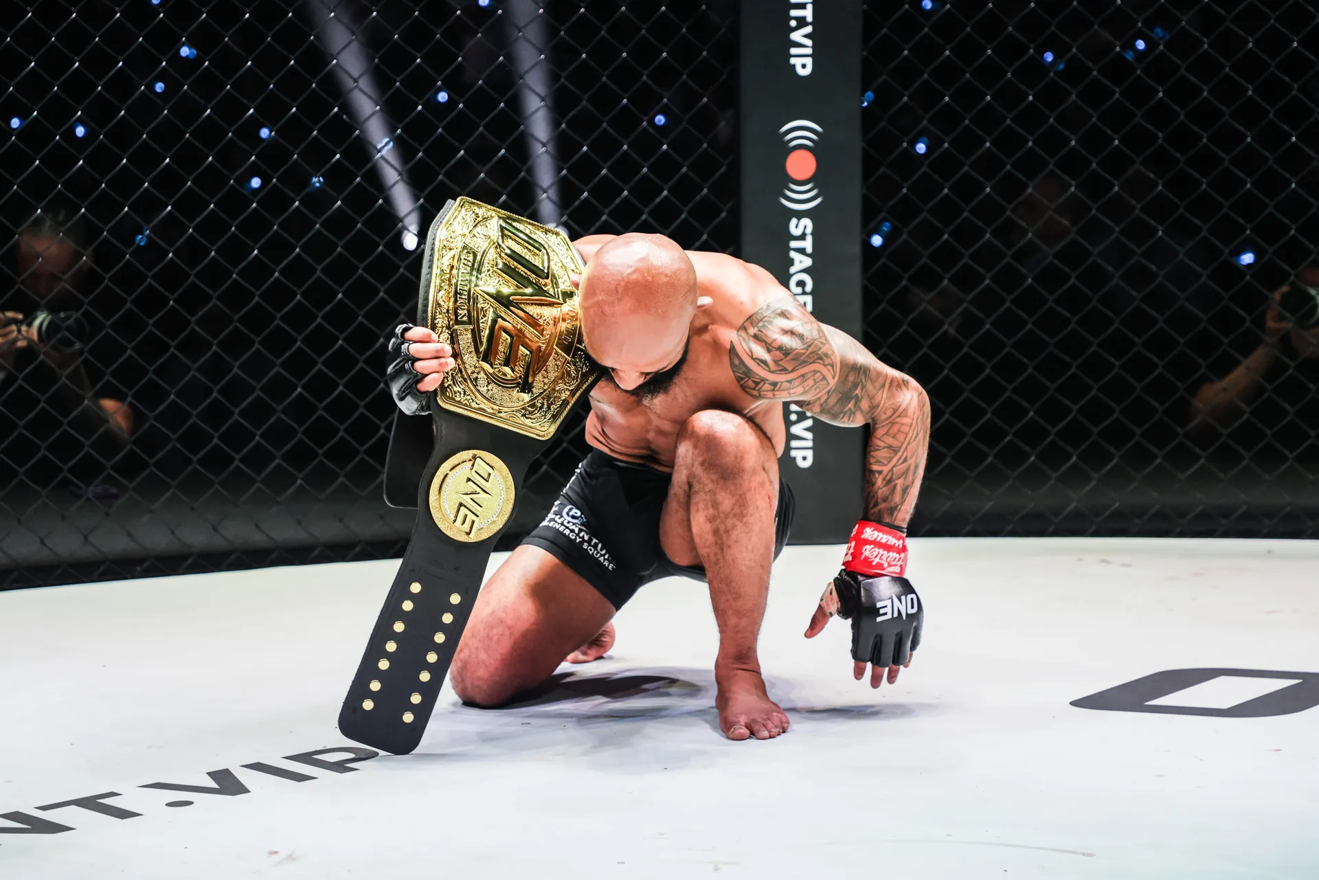 Thống kê, tin tức, video và nhiều hơn nữa về Demetrious “Mighty Mouse” Johnson MMA - ONE Championship