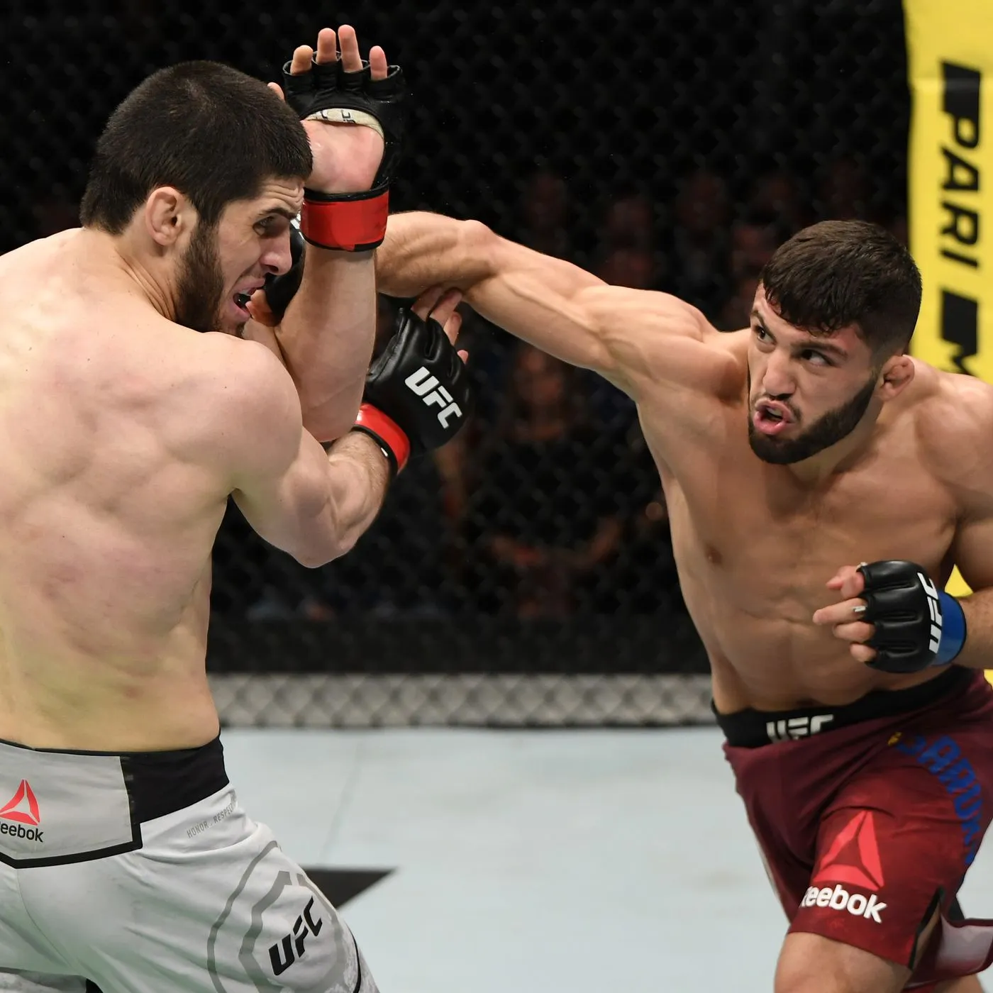 Huấn luyện viên Arman Tsarukyan: 'Pháp sư' Charles Oliveira 'nguy hiểm hơn' Islam Makhachev - MMA Fighting