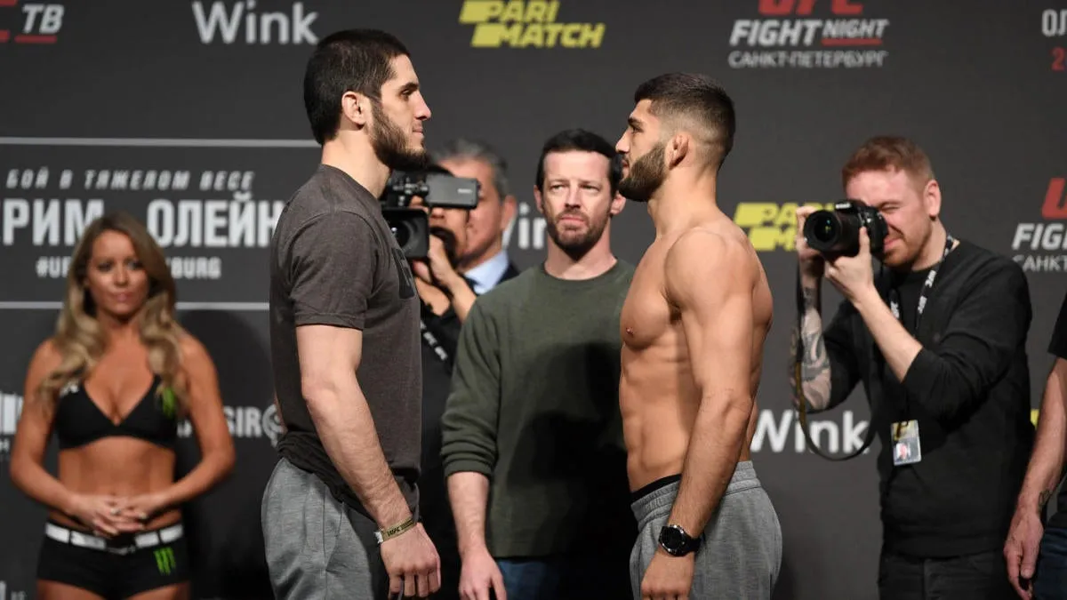 Arman Tsarukyan tin rằng nhà vô địch hạng nhẹ Islam Makhachev sẽ tránh được trận tái đấu tranh đai sau UFC 300 - CBSSports.com