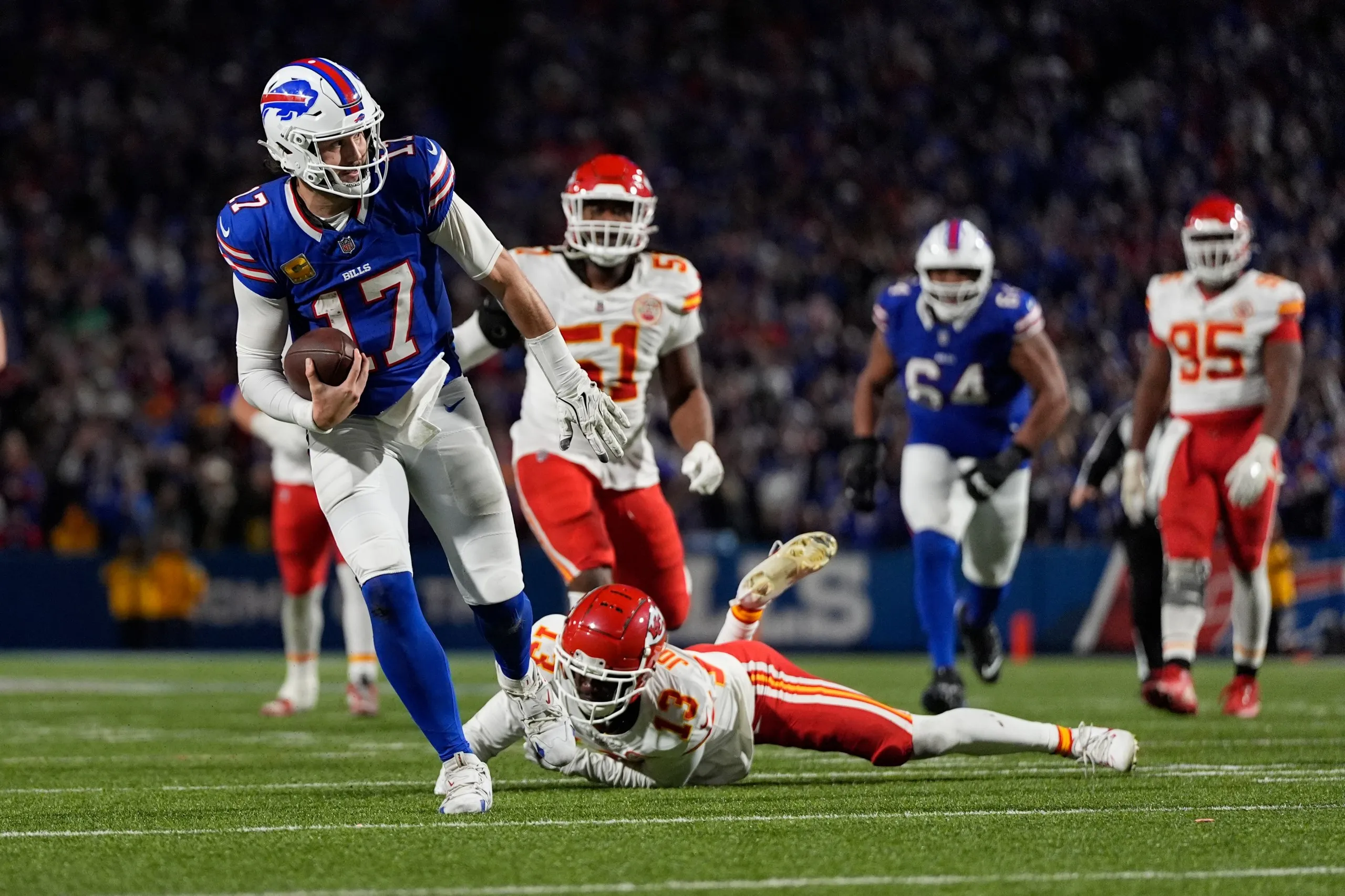 Josh Allen seals Bills' 30-21 win over Chiefs with TD run, ending bid for  perfect season | WJTV