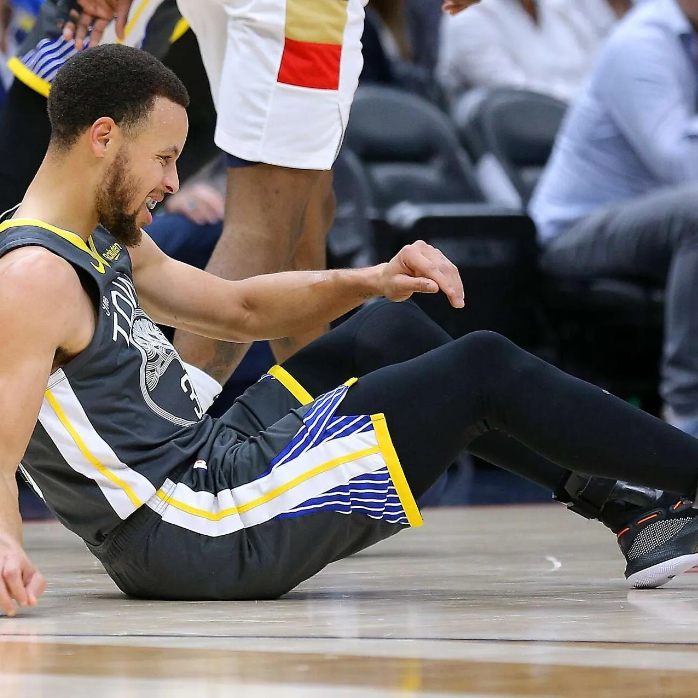 image_67593abe58adb Stephen Curry's ankle injury may leave him unable to play basketball again