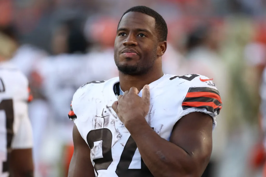 Nick Chubb Stays Committed to Cleveland Despite Disappointing Season