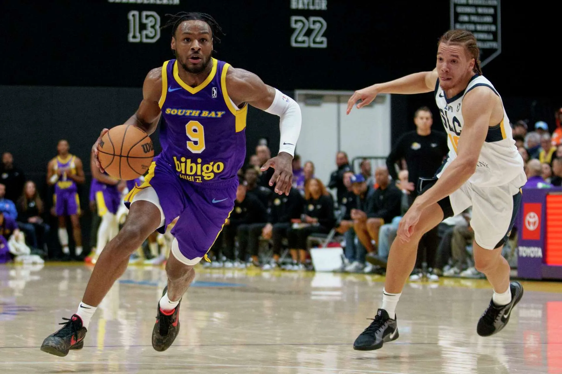 Bronny James scores 6 points in first G-League game as LeBron, Lakers  teammates watch courtside