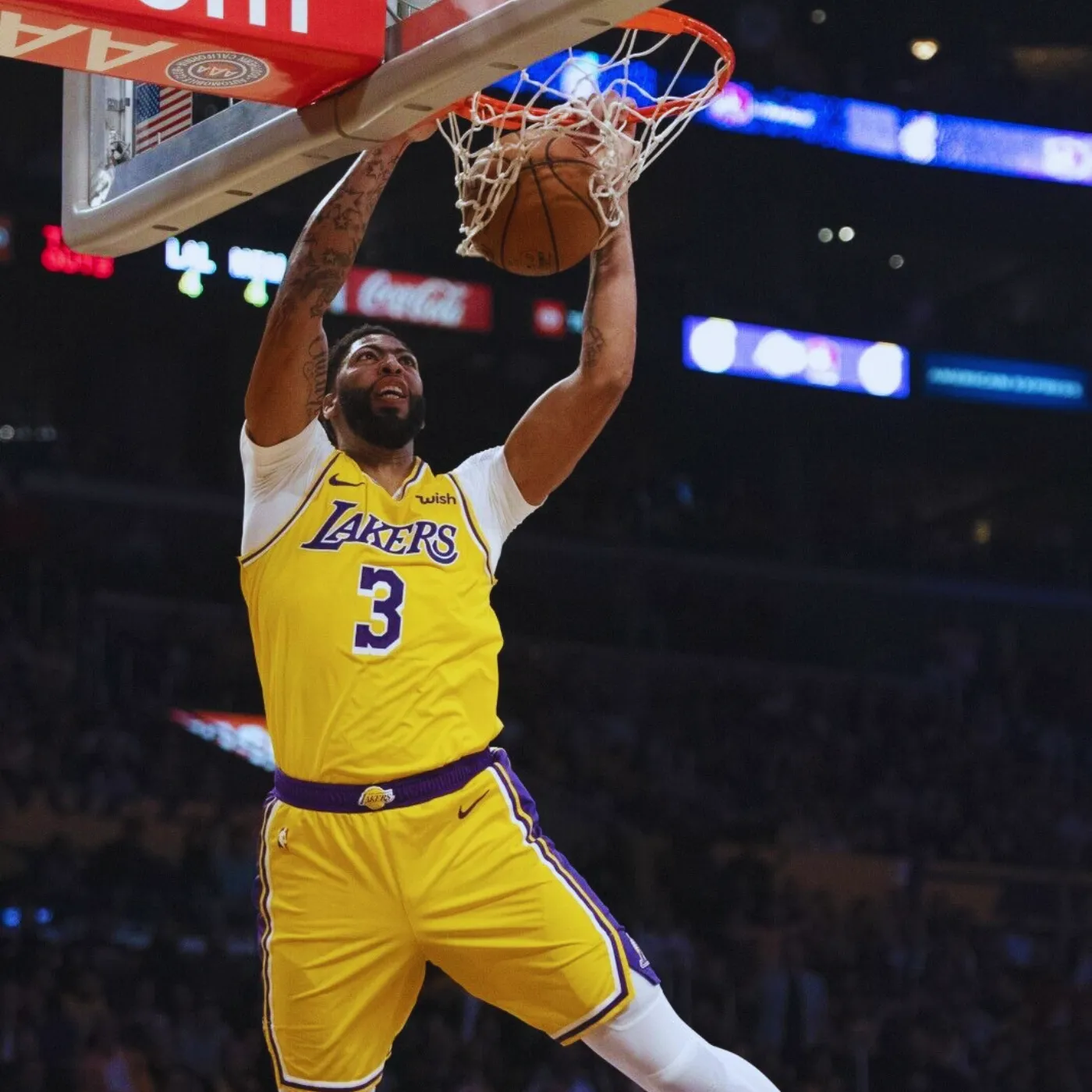 image_6760f4c588871 Is Anthony Davis's Loyalty to the Lakers Just a Marketing Ploy