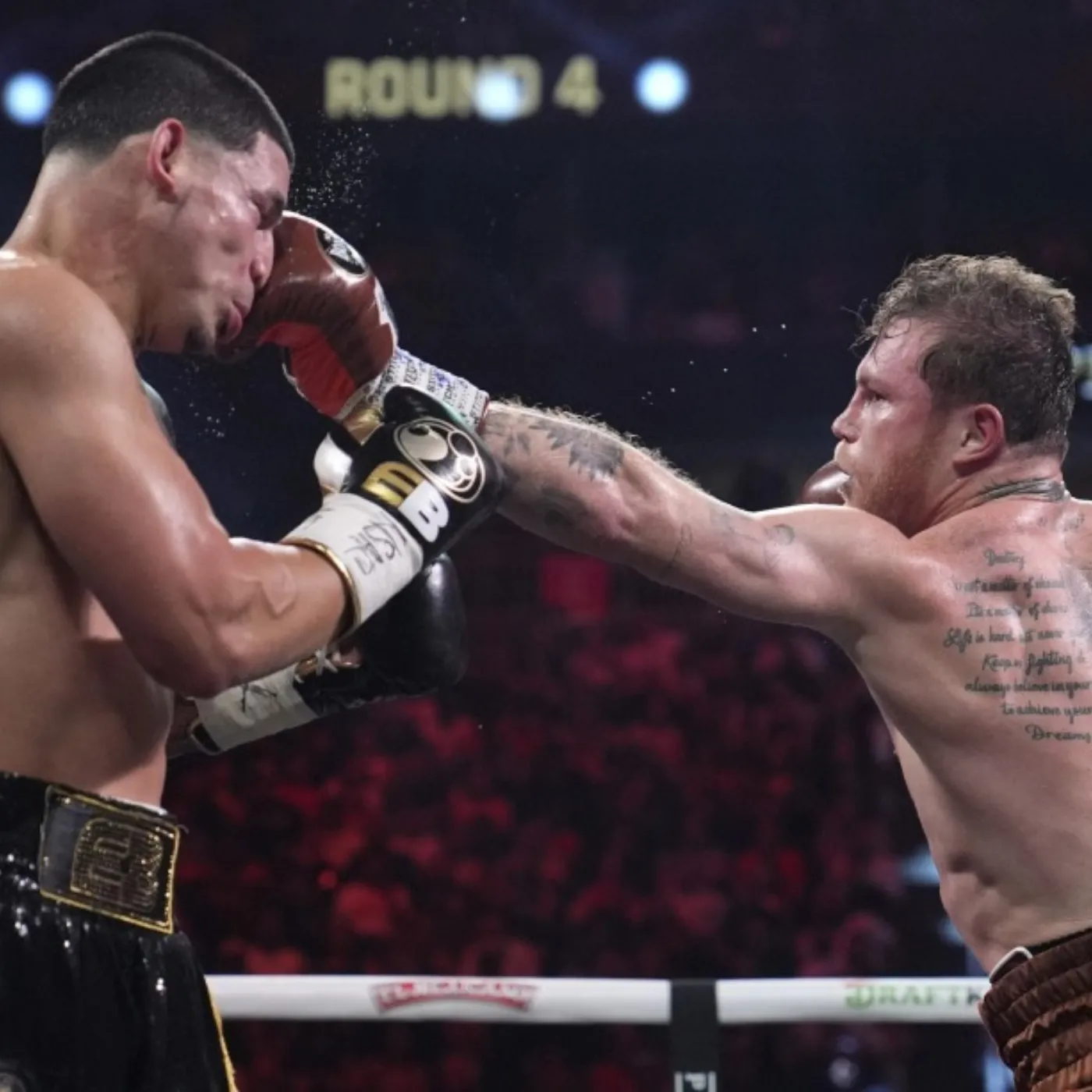 image_6764f0d6a289f The Battle of Giants as Canelo Álvarez, Tyson Fury, and Mike Tyson’s Quest for Unbeaten Glory