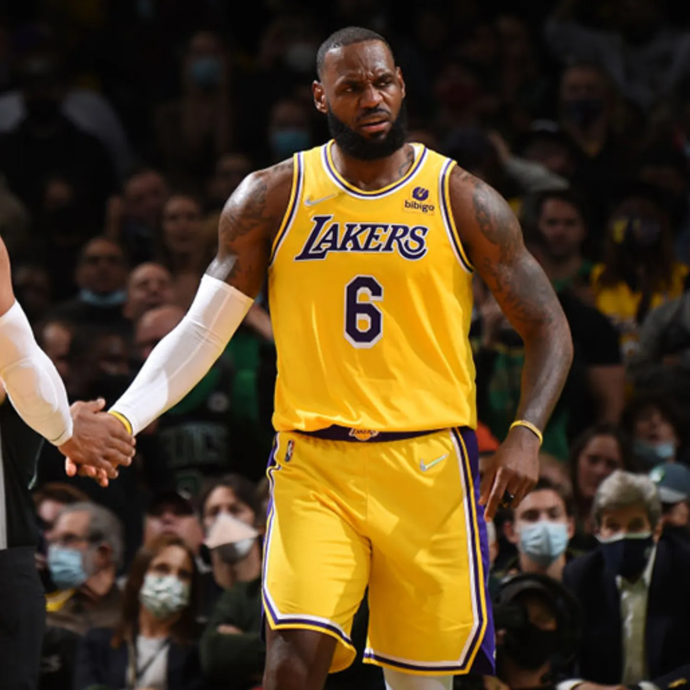 image_67661ed699840 LeBron James's impressive achievement comes under scrutiny due to controversial tactics