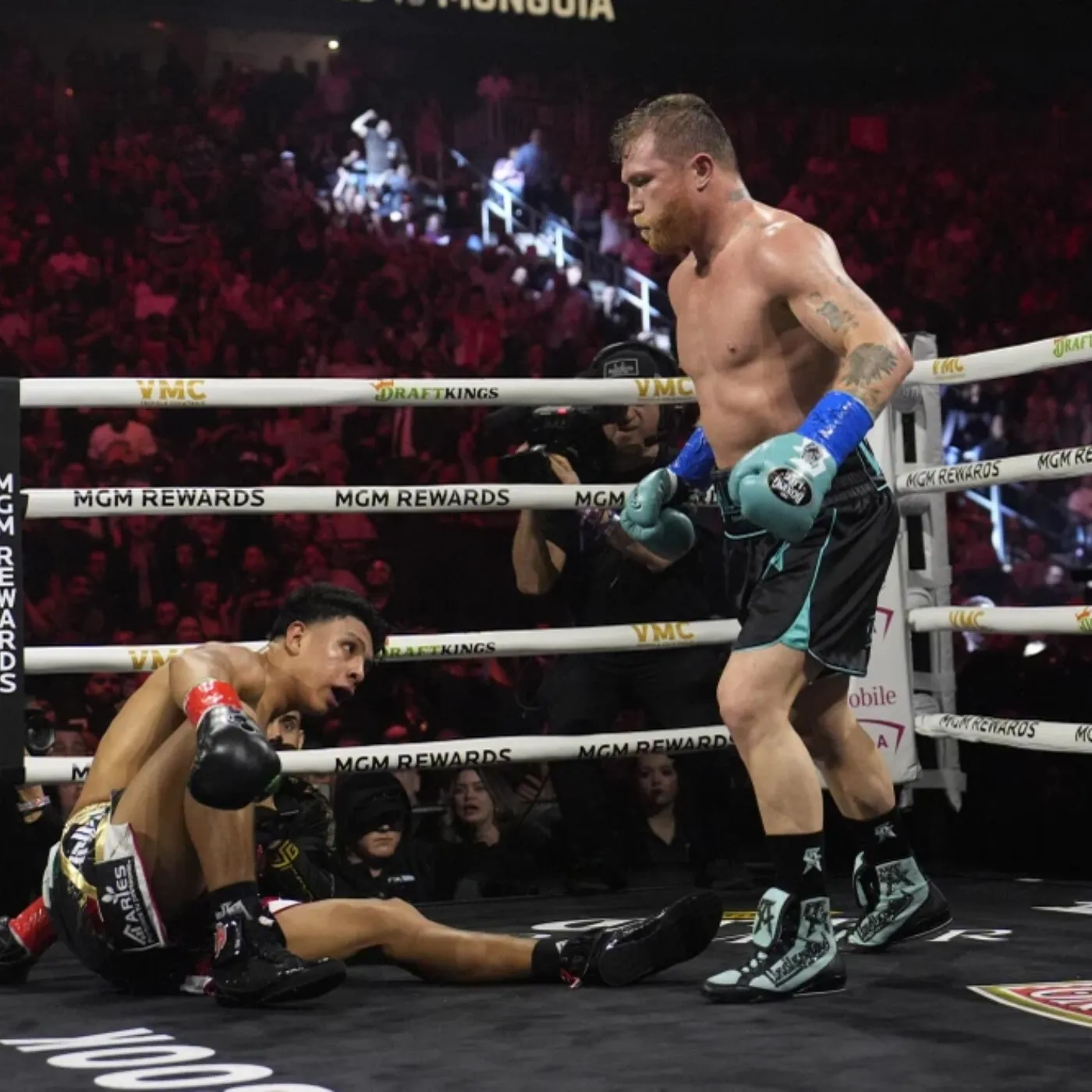 image_6768cc007e474 Between Canelo Álvarez and Oleksandr Usyk So Where the Real Undefeated Champion Lies