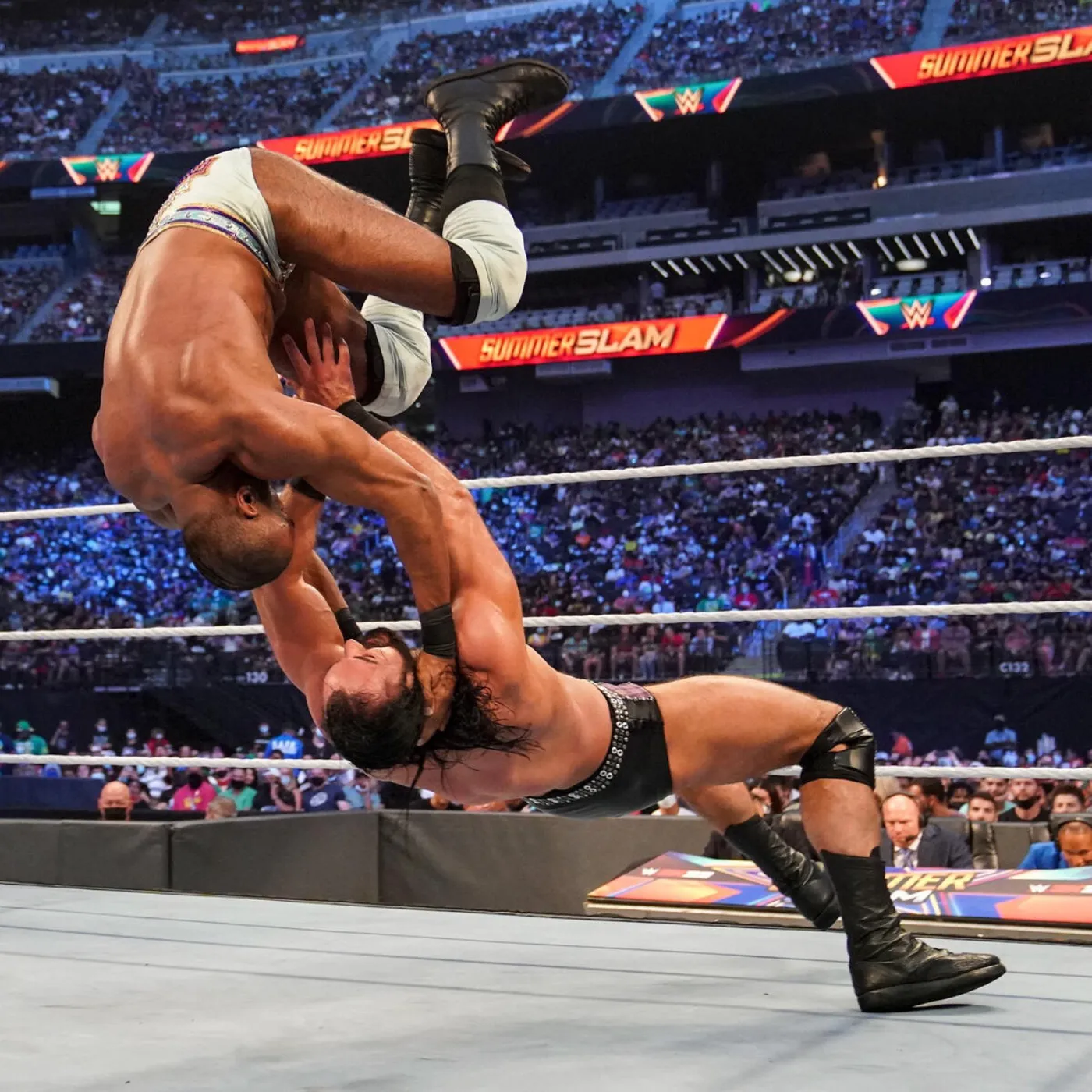 image_676a204da0e29 Jinder Mahal vs. Drew McIntyre: Who’s the real top star? Is Jinder’s rise a fluke, or is Drew overrated? Full story below!