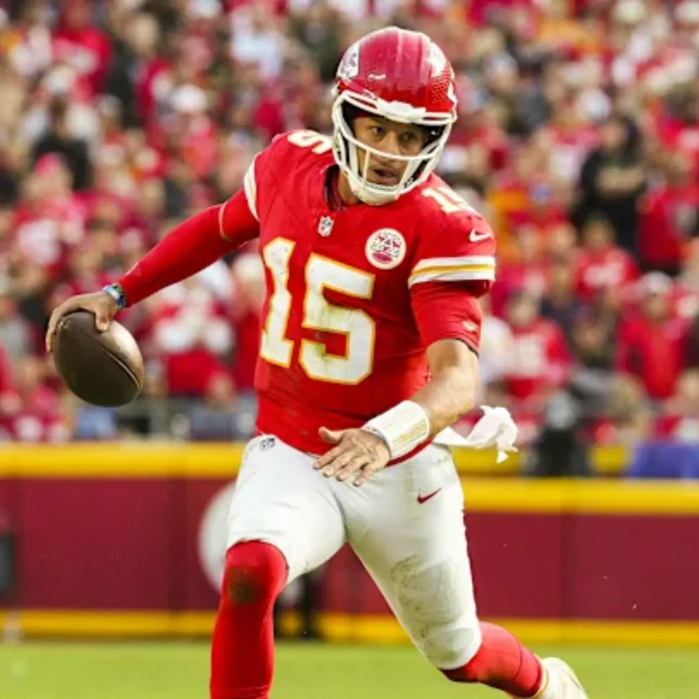 image_676a2391b8558 Chiefs' Patrick Mahomes Eases Ankle Injury Concerns, Sets Personal Rushing Mark on Touchdown Run