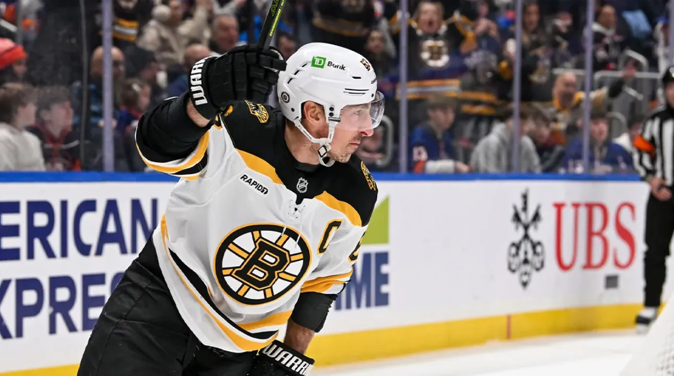 image_676cec32344c6 Brad Marchand Responds Hilariously to David Pastrnak Injury Question