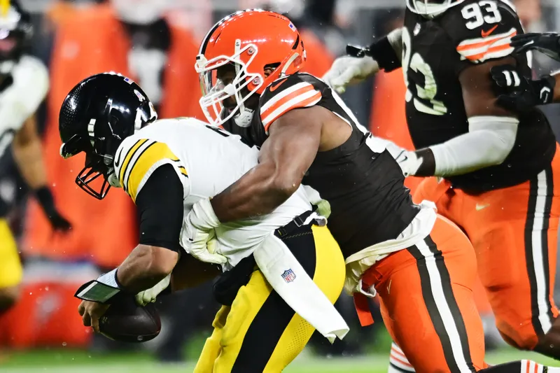 image_676d0c62a8694 Jaguars make blockbuster trade to land Browns' Myles Garrett