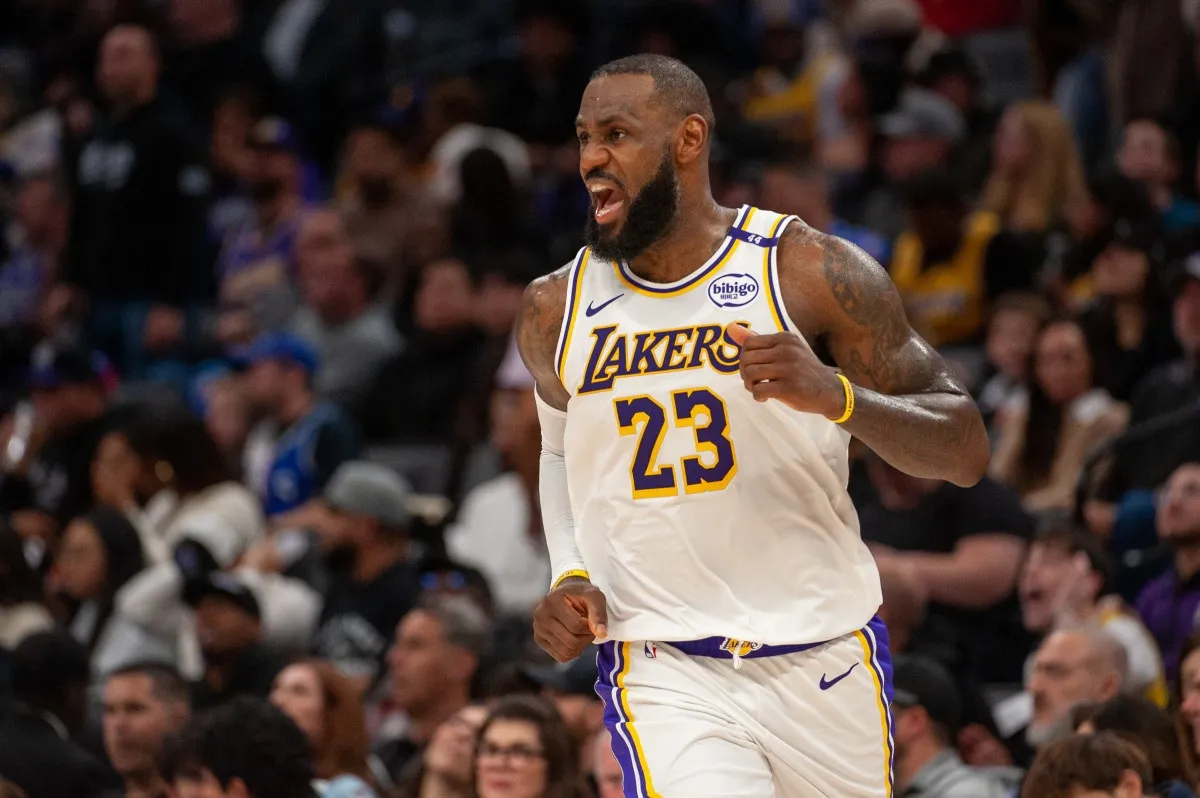 image_676d6d0066132 LeBron James Drops a Bold Statement Targeting the NFL After Lakers-Warriors Showdown