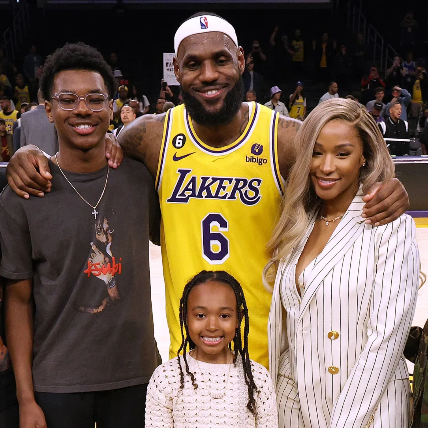 image_676e19d250c43 LeBron James not only shines on the court but also shines on Christmas Eve with his family