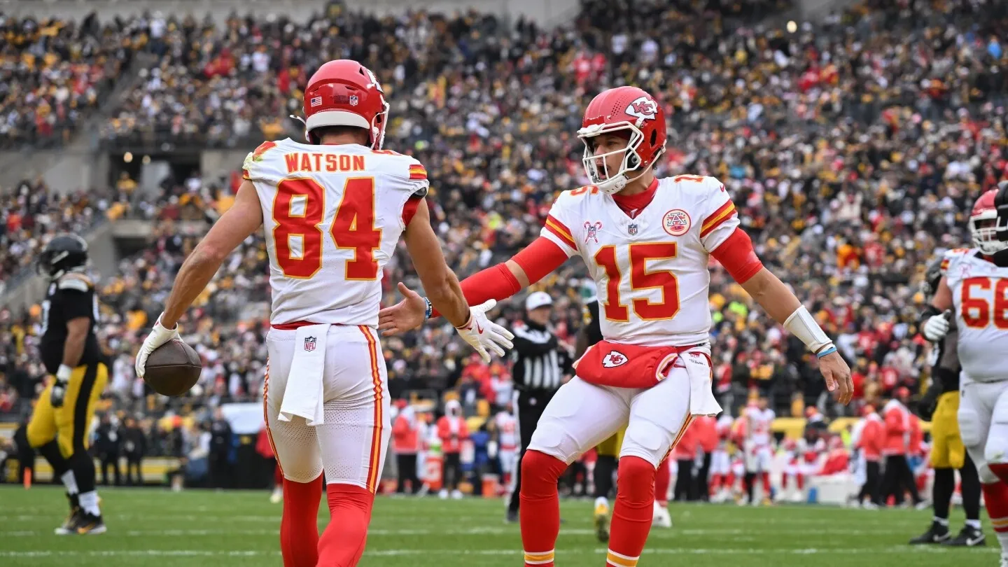 image_676ed2ec55411 Chiefs Make Headlines in AFC Showdown—A Bold Playoff Move Shakes Up the Power Rankings!