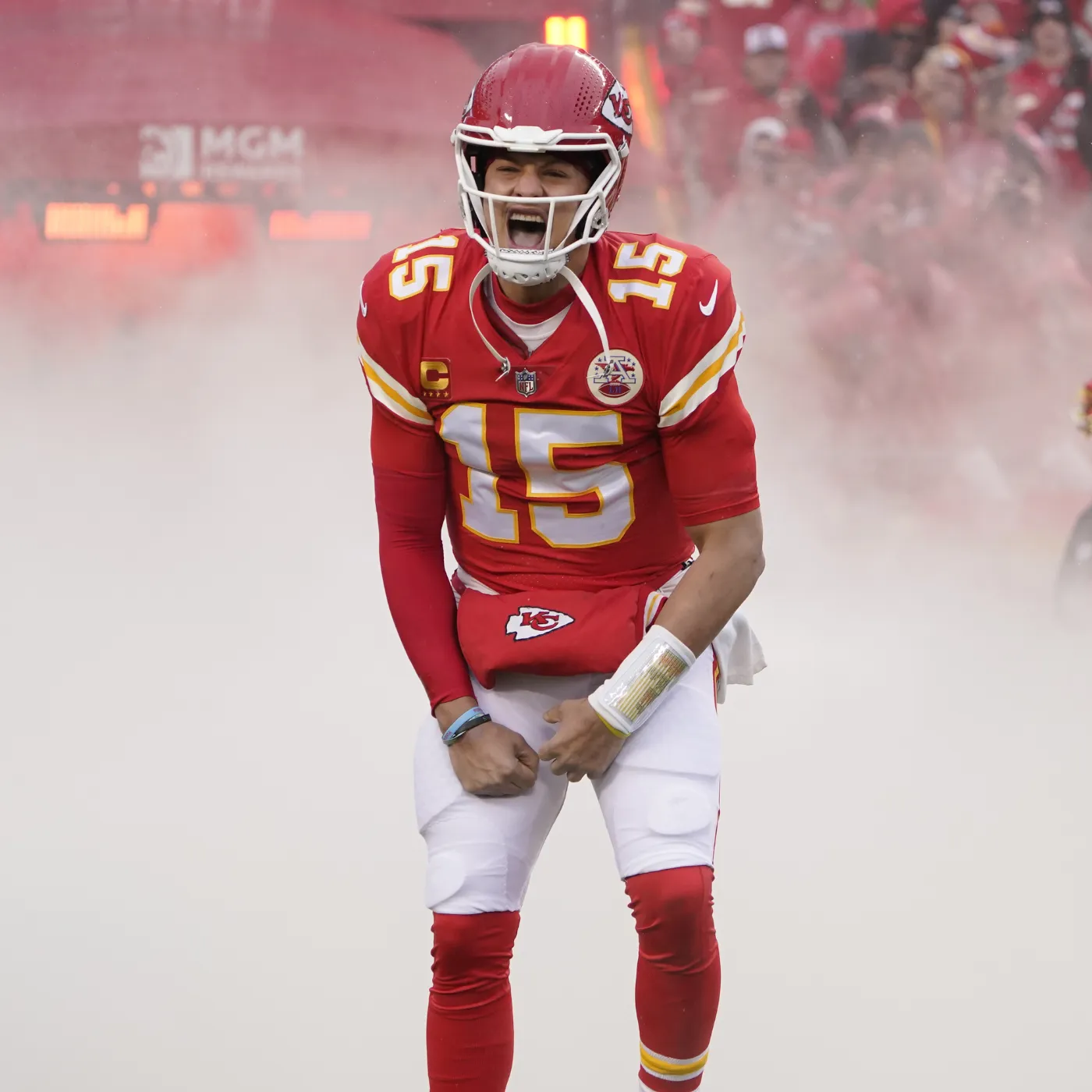 image_676f602b35ff3 Should Mahomes Be Seen as a Role Model for Young Athletes?