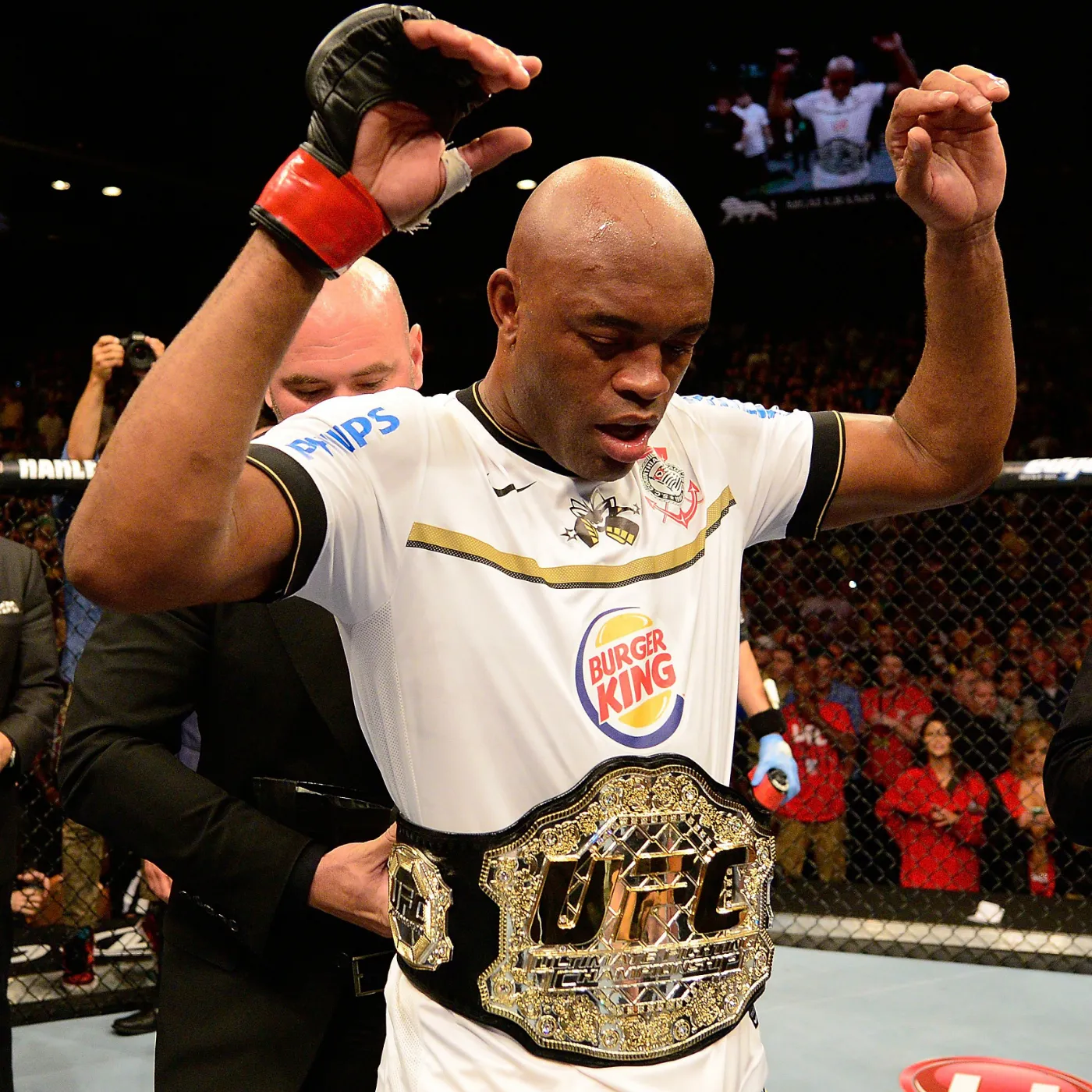 image_677196d429447 Critics Name UFC’s Most Thrilling Fight – Anderson Silva’s Iconic Knockout Worth Millions