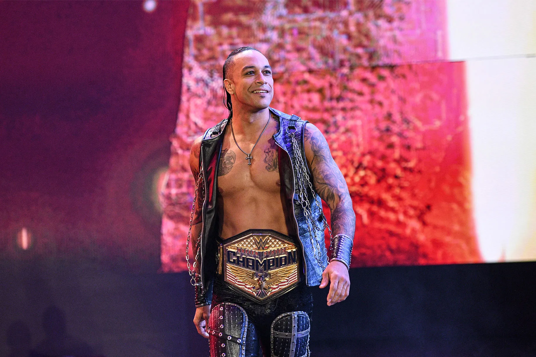 image_6771ff2173bb4 Shocking Surprise. CM Punk Wears Towel, Saves Damian Priest, Denies Judgment Day