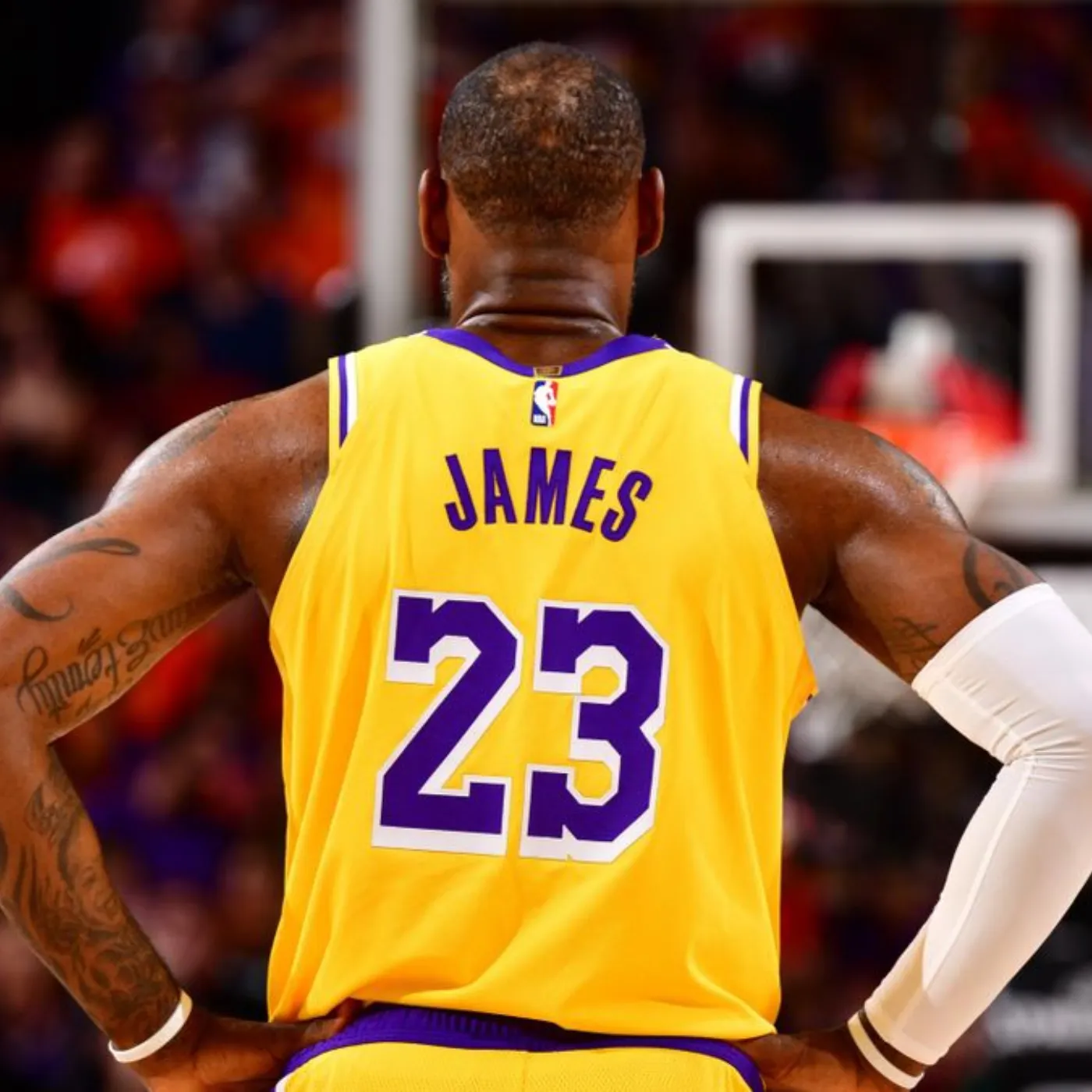 image_6773afcb3d52d LeBron James considers retirement after Los Angeles Lakers are defeated by Denver Nuggets.