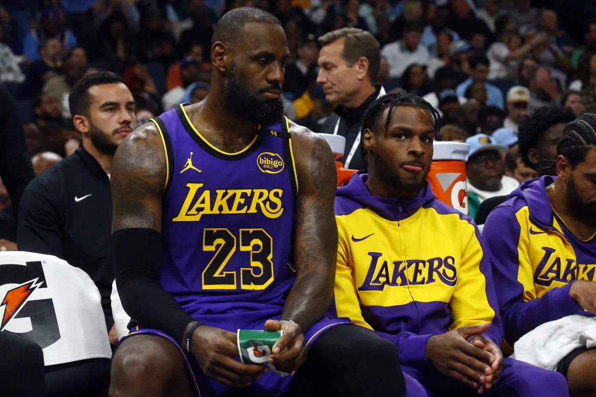 image_677576a73c947 LeBron and Bronny’s Jaw-Dropping Alley-Oop During Lakers Warmups Leaves Fans Speechless!