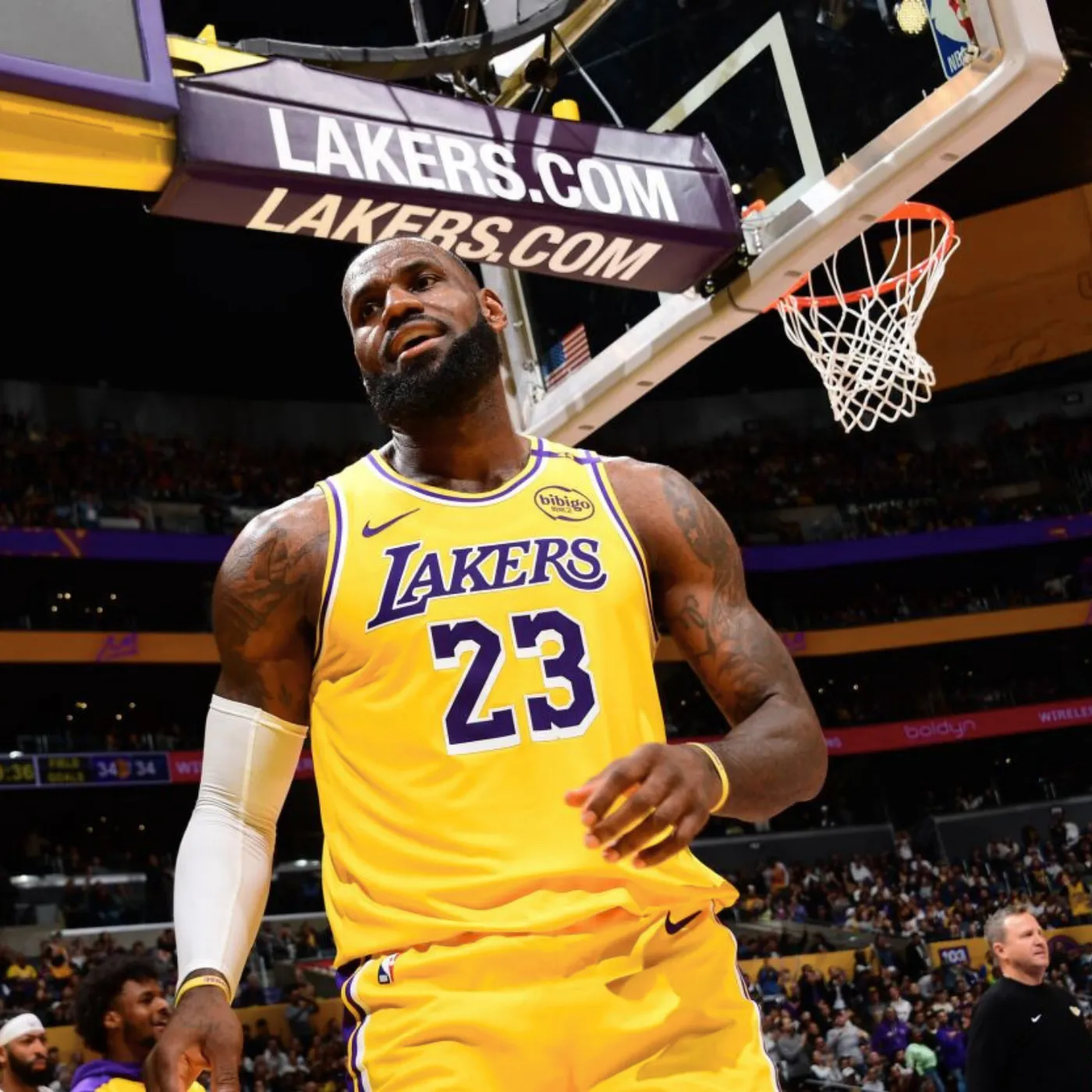 LeBron James Hints at the Future and NBA Fans Can’t Handle It 1 LeBron James Hints at the Future and NBA Fans Can’t Handle It