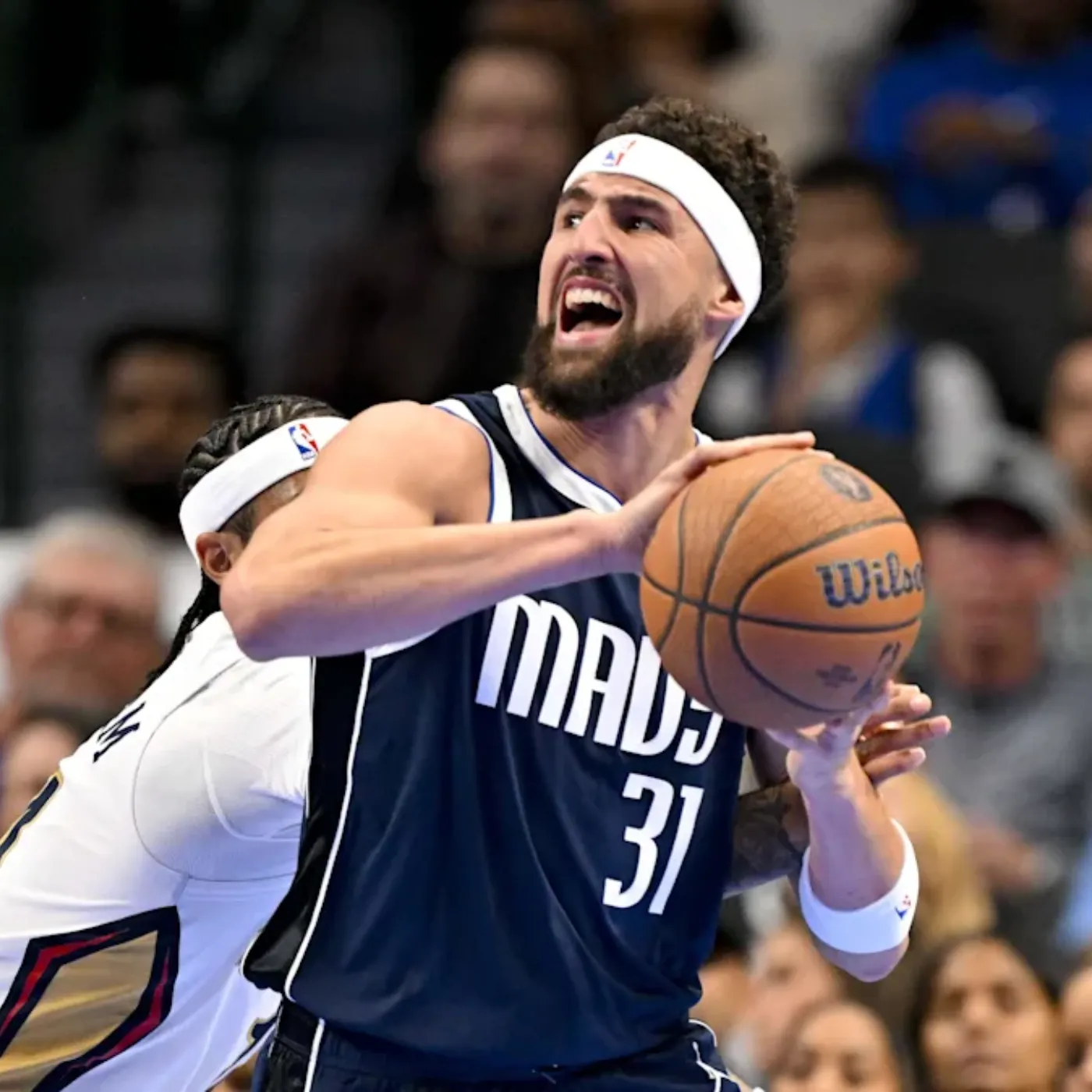 Is Klay Thompson Ready for Action? The Latest on His Injury Before the Rockets Match!