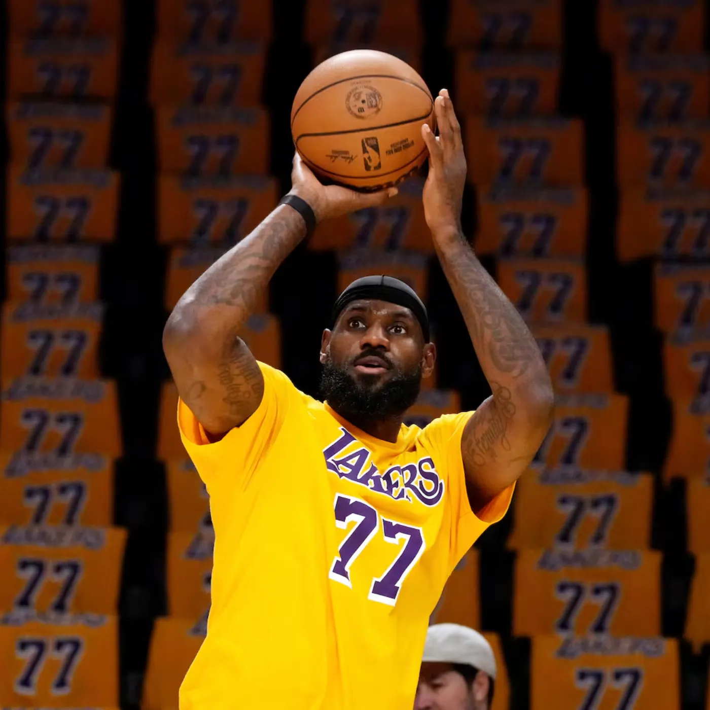 image_67ab0a5f38f11 LeBron James Defies Injury to Deliver Lakers' Jaw-Dropping Win