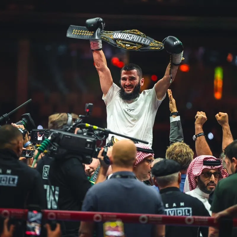 image_67ac2038bfec7 Artur Beterbiev Becomes First Undisputed Light Heavyweight Champion of the Four-Belt Era