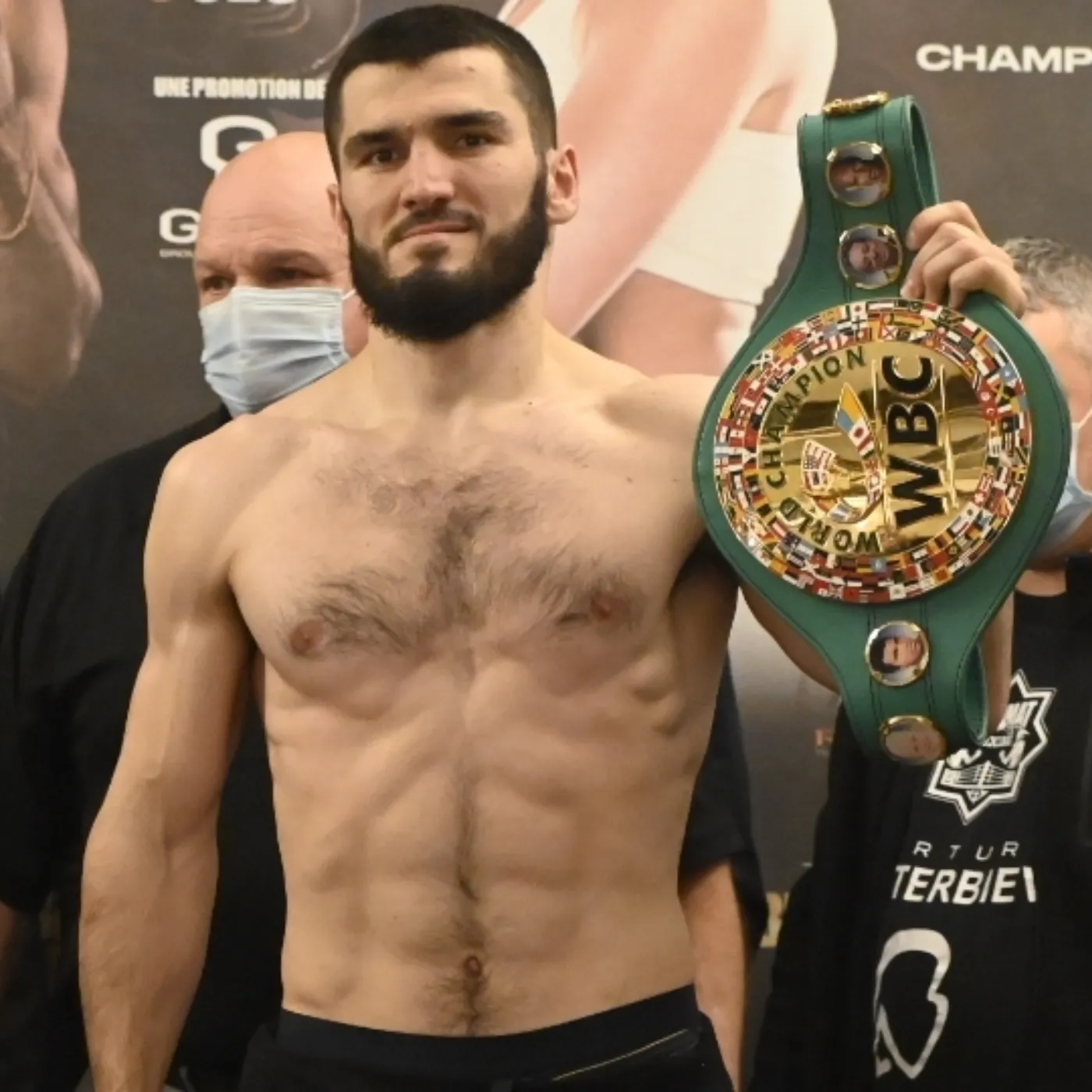 image_67b2d7ec37144 Odds Soar Ahead of Rematch; Secrets Revealed. Light Heavyweight Boxing Fight Begins!