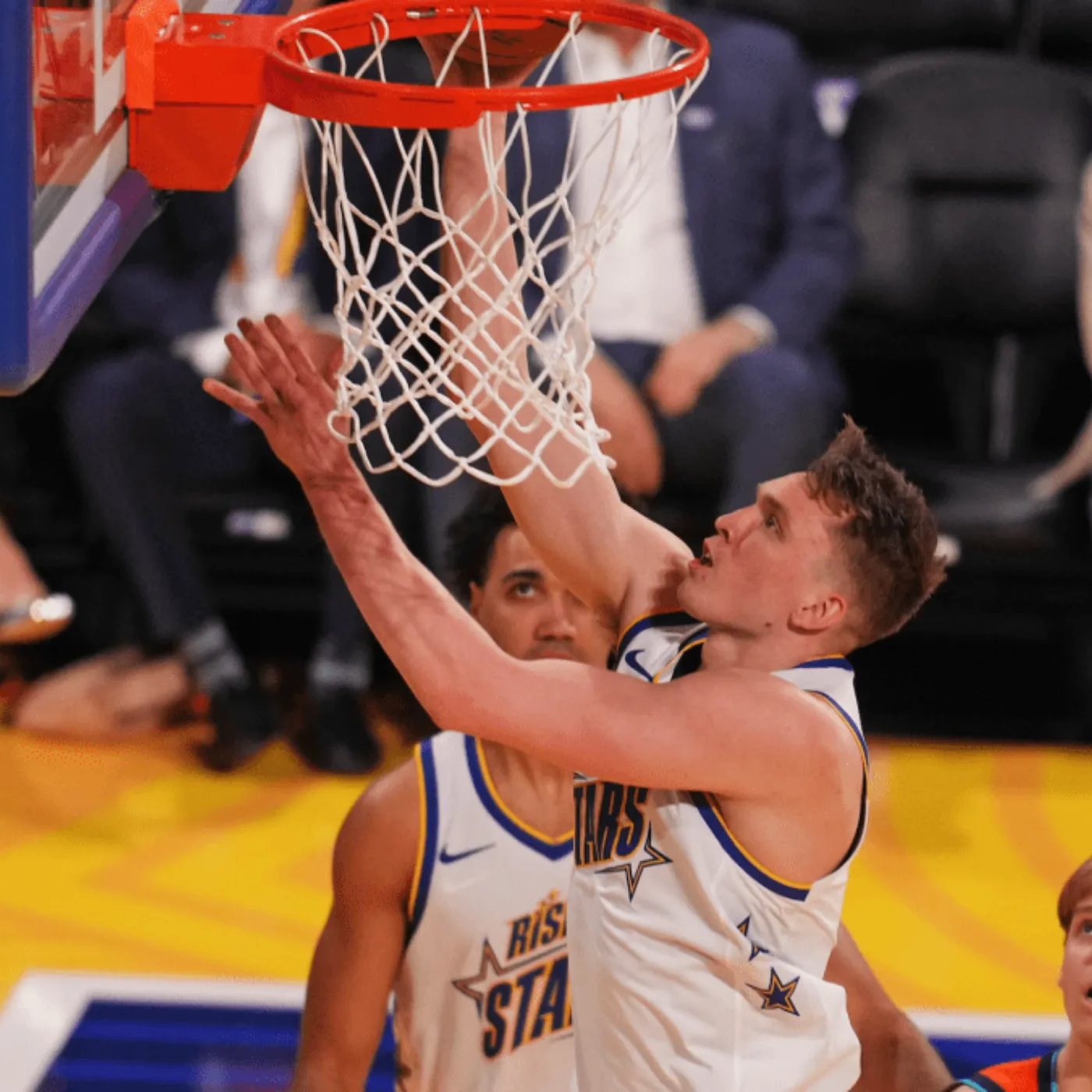 image_67b40de5cf29a Brooklyn Member’s Advice to Dalton Knecht Hints at Lakers’ Locker Room Issues