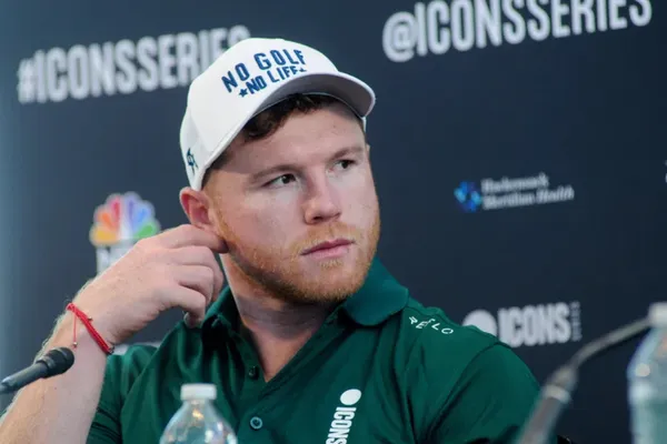 image_67b554fb074dd Canelo Alvarez vs. Terence Crawford Falls Short as David Benavidez Scores a Major Victory