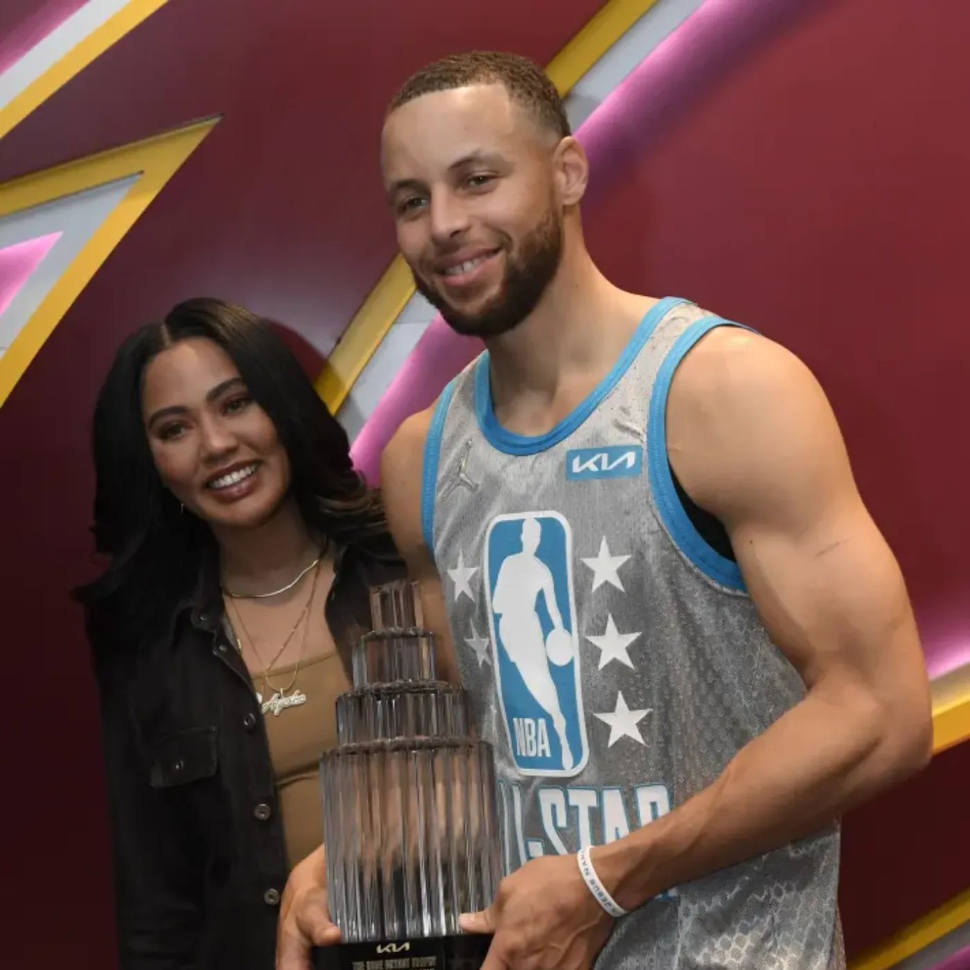 image_67b83f9f47b79 All Eyes on Ayesha! Steph Curry’s Wife Steals the Show at NBA All-Star Game!